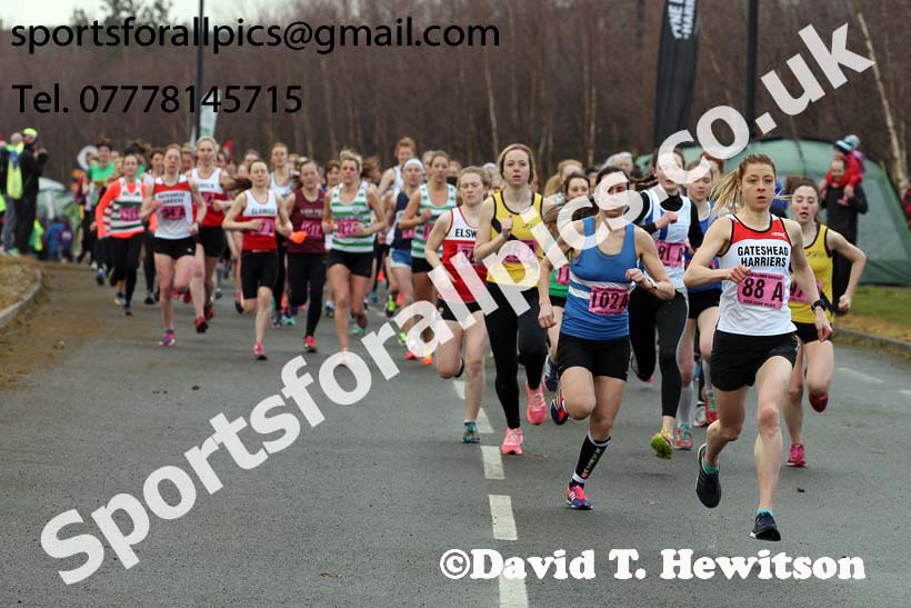 Senior womens Good Friday Elswick Harriers Relay, Newburn, Newcastle. Photo: David T. Hewitson/Sports for All Pics